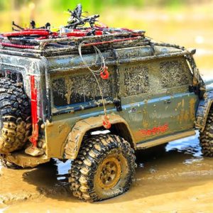RC car challenge: Land Rover, Jeep, Mercedes and Axial Wraith on remote control OFF Road adventures