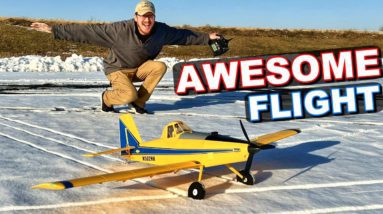 Amazing Crop Duster RC Plane in the SNOW! - E-flite Air Tractor 1.5m - TheRcSaylors