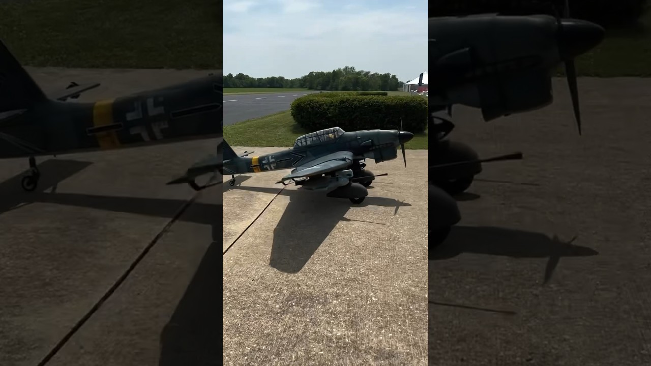 Dive Bombing STUKA Siren