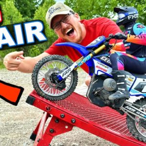 WORLD'S BEST New RC Motorcycle gets HUGE AIR! - Losi Promoto-MX