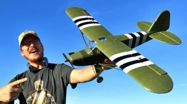 AWESOME Easy to Fly Warbird for Beginners! - Piper J-3 Cub