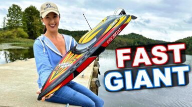 FASTEST & MOST POWERFUL RC SPEED BOAT with SELF-RIGHTING! - Pro Boat Sonicwake