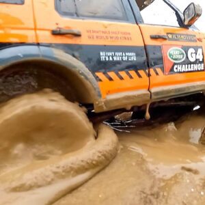 Land Rover Discovery MST CFX vs. Nature's Fury 2: Water and Ice Off-road Challenge