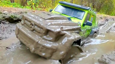 Mud Madness 2.0: Mercedes G63 AMG (Traxxas TRX6) vs Land Rover Defender (YIKONG YK6101)
