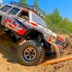 🚙 RC Jeep Cherokee Takes on the Impossible Sand Adventure! 🏜️