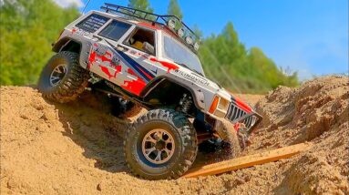 🚙 RC Jeep Cherokee Takes on the Impossible Sand Adventure! 🏜️