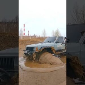 RC Cars vs  STICKY MUD! 😱