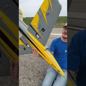 Nothing better than a good set of retracts. #rcjet #retracts #rctoys #eflitehabu