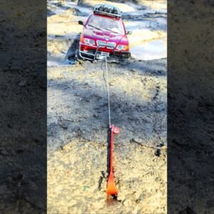 RC BMW X5 DEEP MUD Challenge! 😱