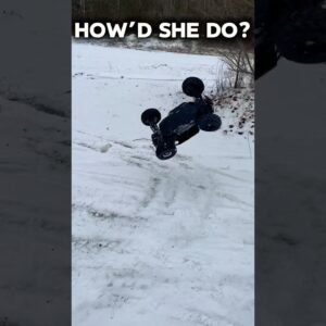 Was that a Wreck or a Landing? Snow Car Crash #offroading #snowcrash #girl #outdoors #thercsaylors