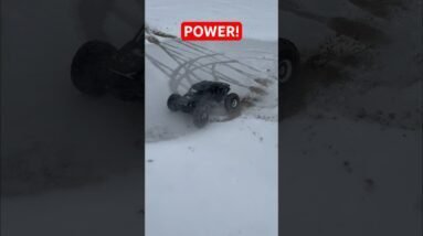 The Way She Drives Is Mesmerizing!! Full Throttle Baby!! RC SXS in the Ice and Snow! #thercsaylors