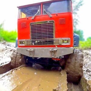 RC Trucks vs ICE & MUD! 😱 Custom 6x6 Globe Liner RC Trucks Off-Road